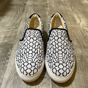 Sketchers Platform Slip On Sneakers